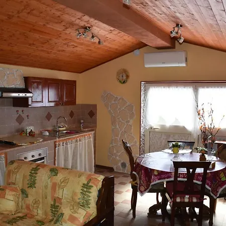 Agriturismo Raja ファームステイ